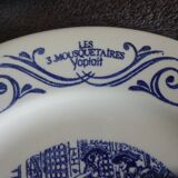 4 advertising plates Yoplait- The 3 musketeers