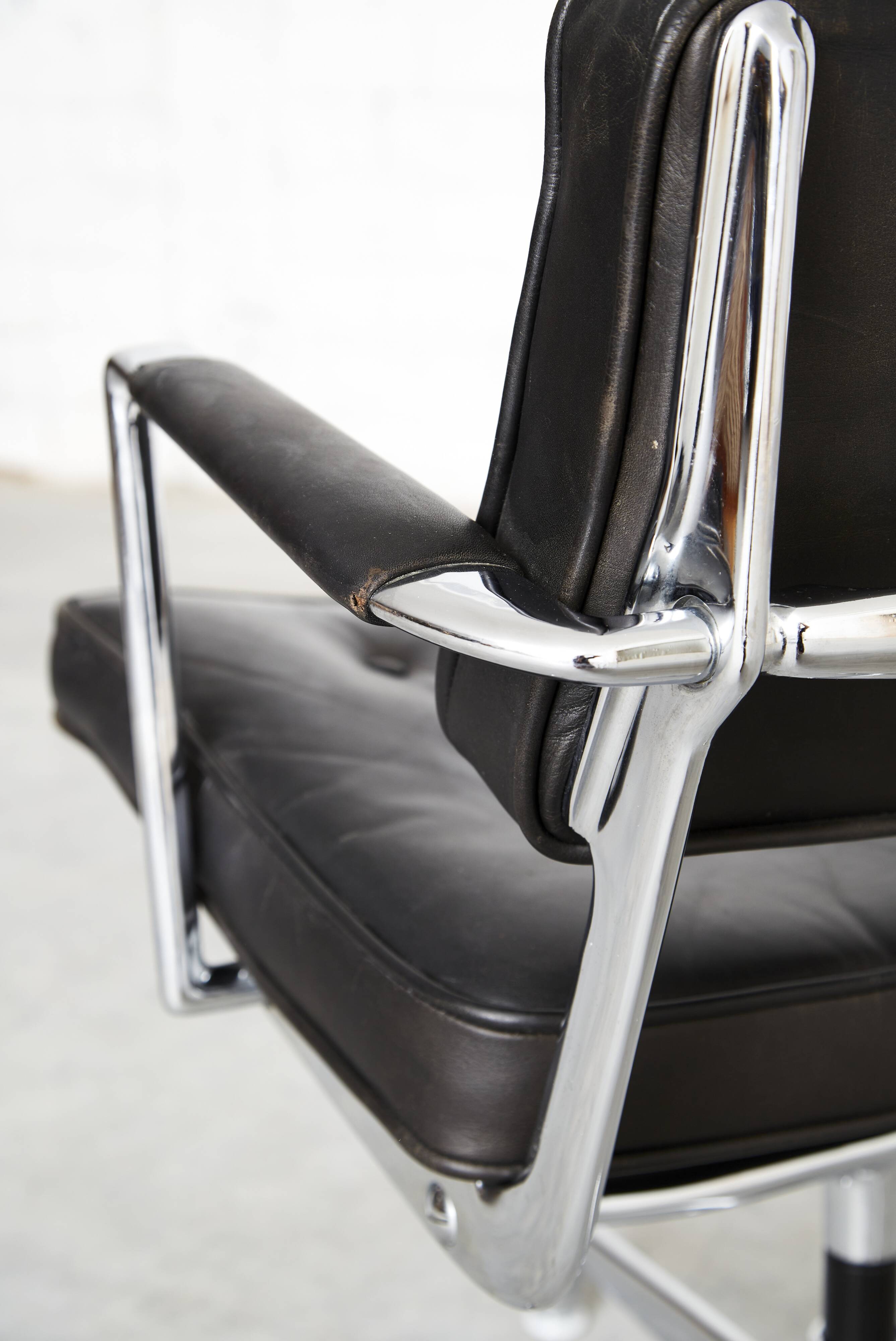Chaise de bureau intermédiaire ES102 de Ray & Charles Eames pour Herman Miller