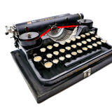 1926 new tape revised black tape underwood typewriter 3 bank