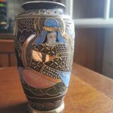 Vase japonais en porcelaine