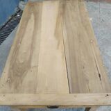 Farm table