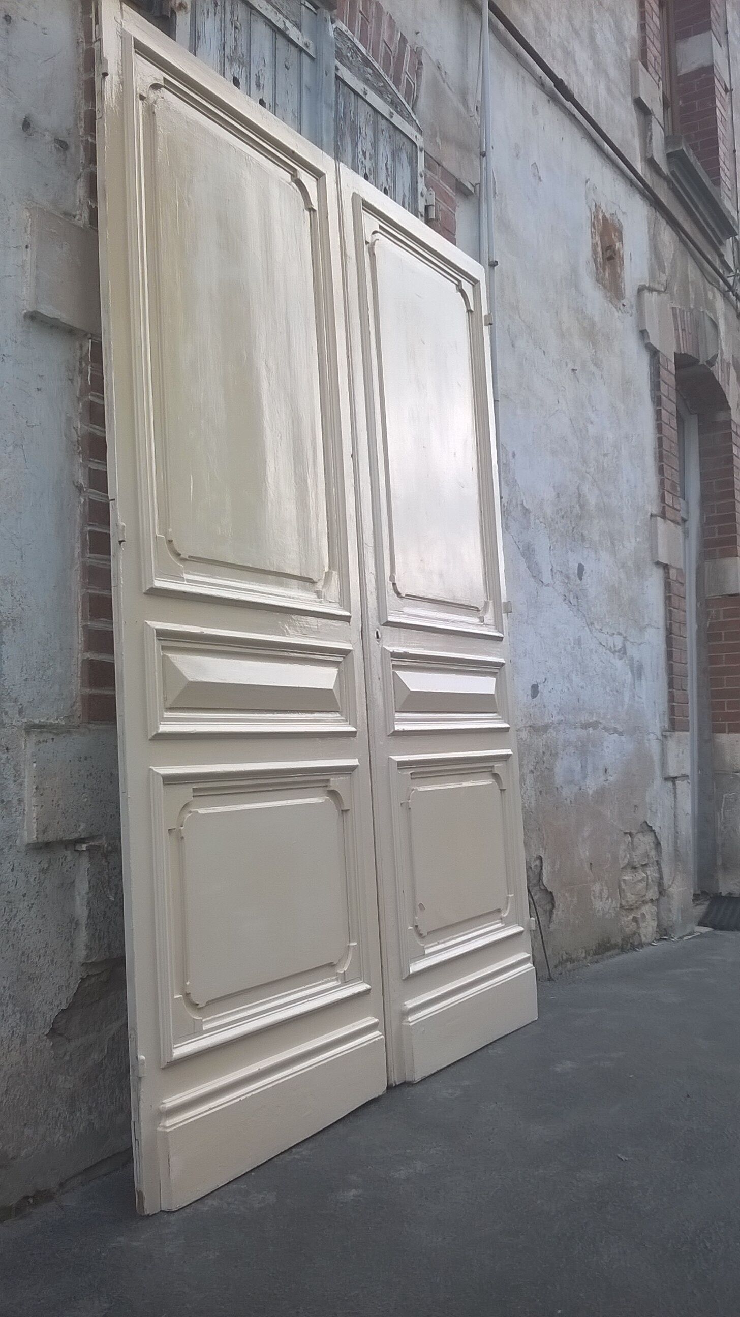Old Haussmann double doors