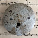 Signed soliflore flower spade in sandstone