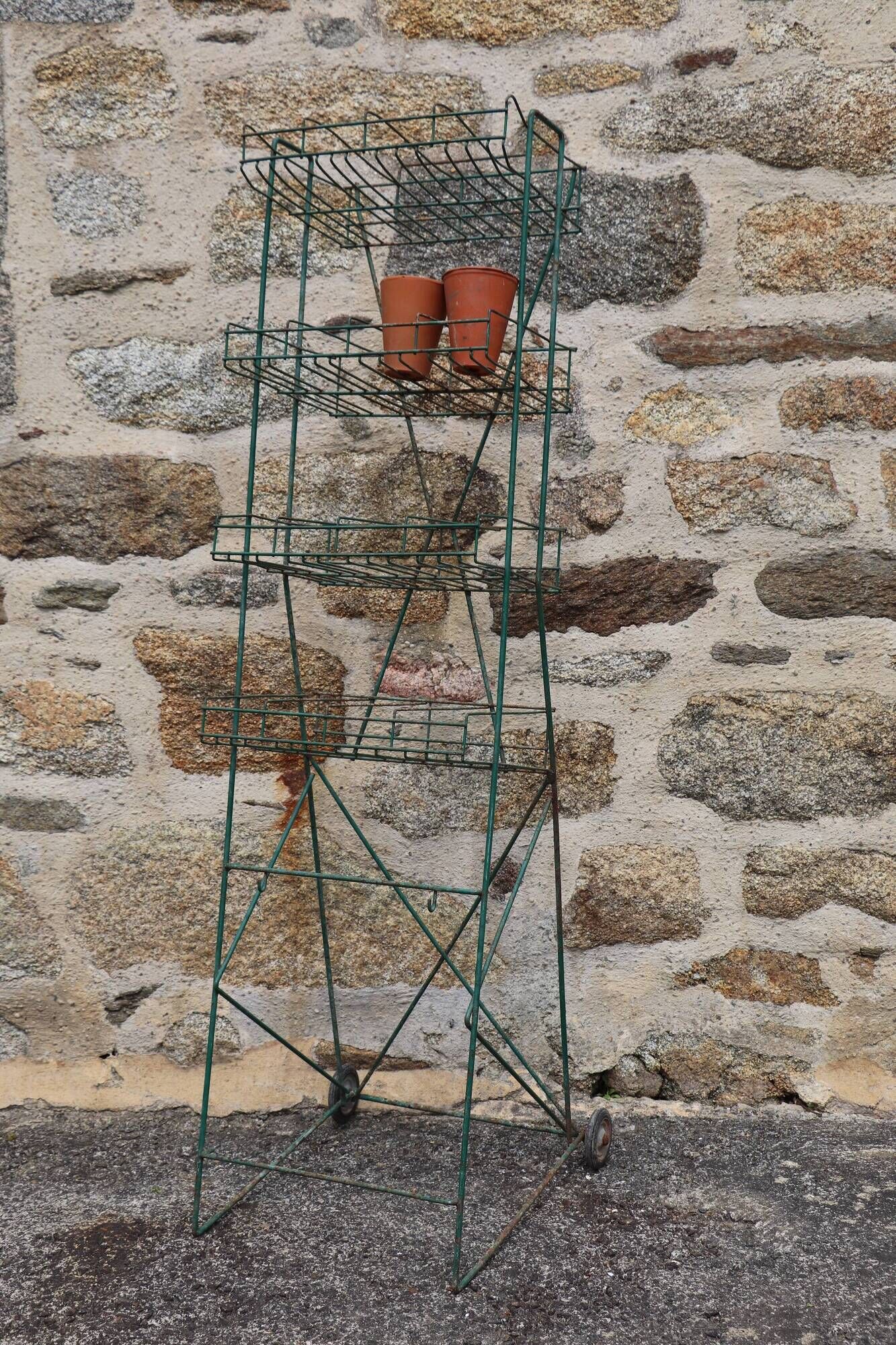 Etagère de fleuriste-meuble de métier-serre-jardin