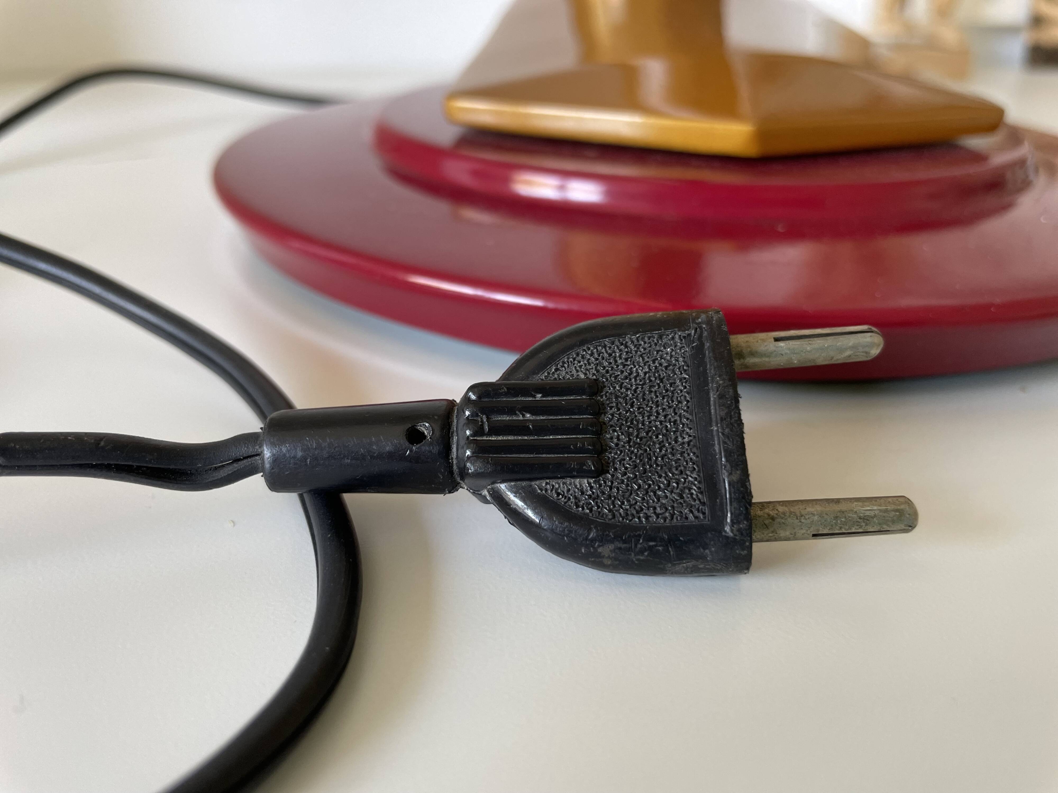 Red desk lamp Boomerang 2000 by Fase