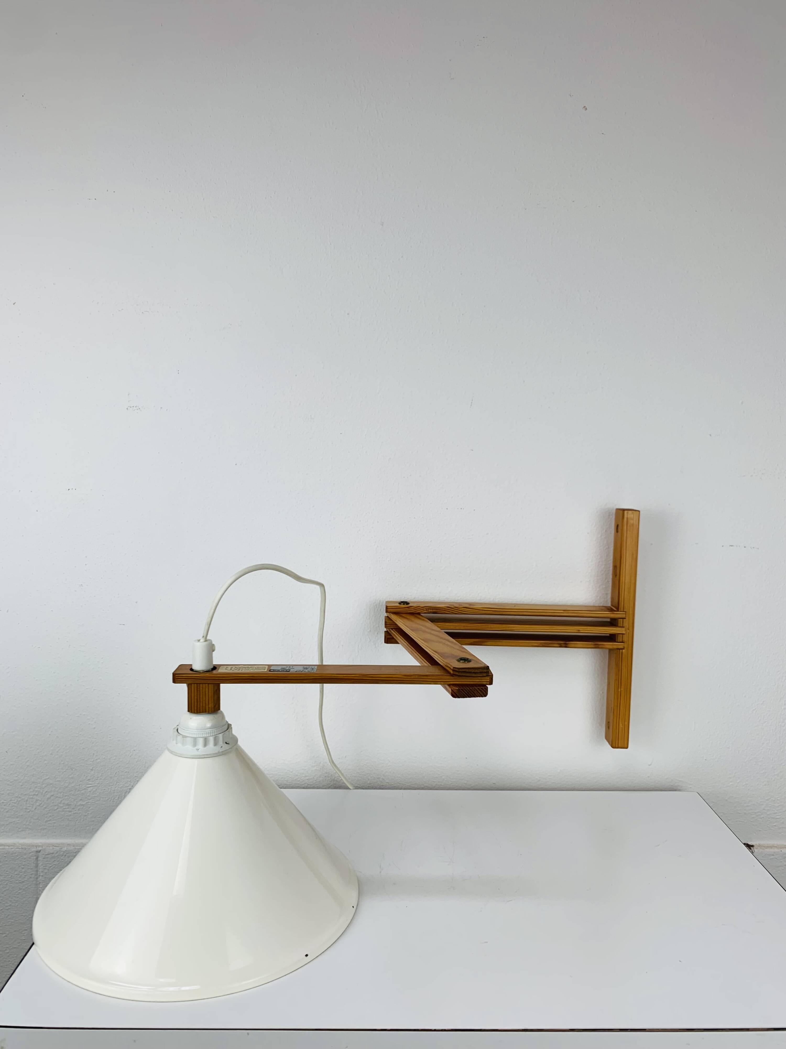 Vintage Ikea pine accordion folding wall lamp, 1980s
