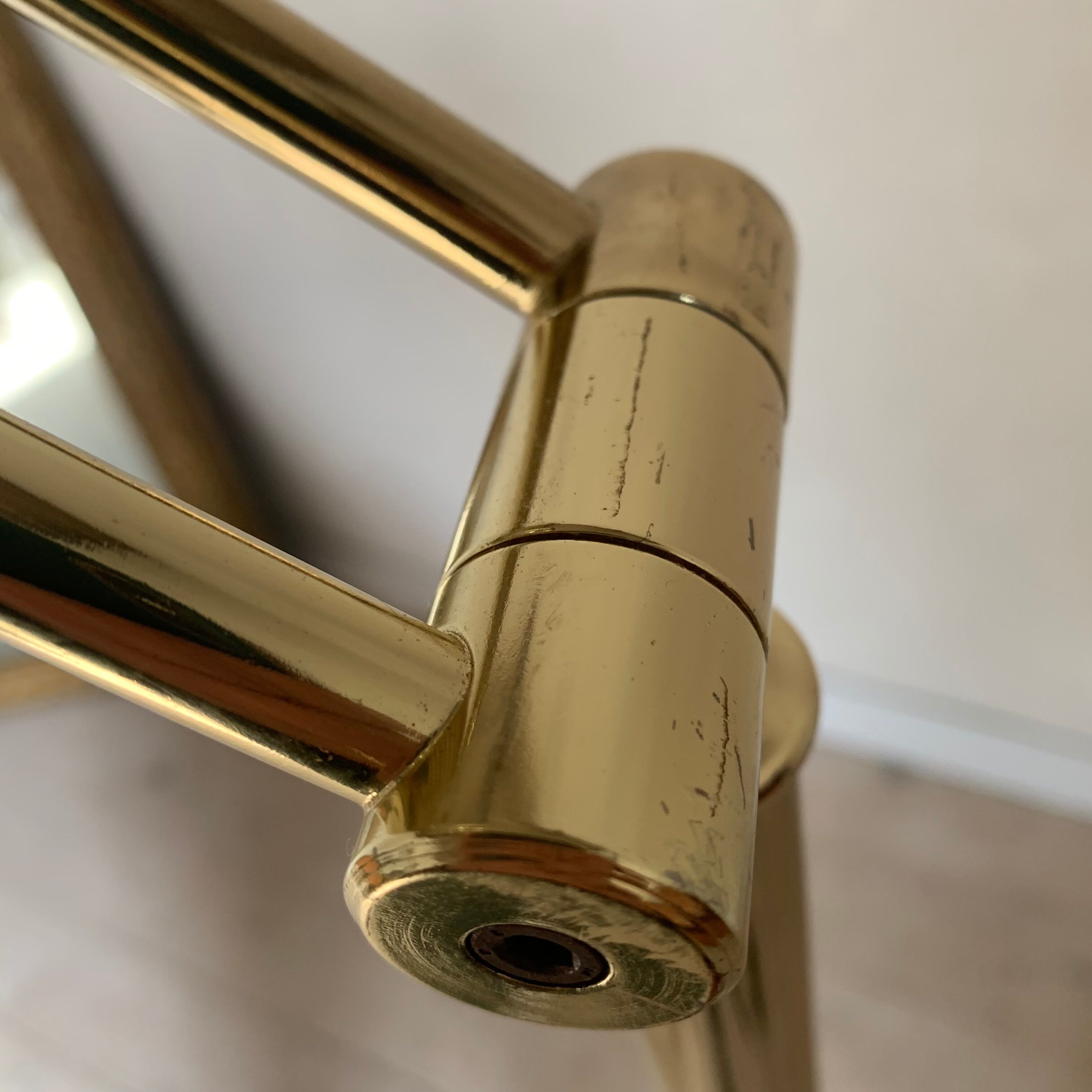 Lampadaire liseuse articulée metal doré vintage