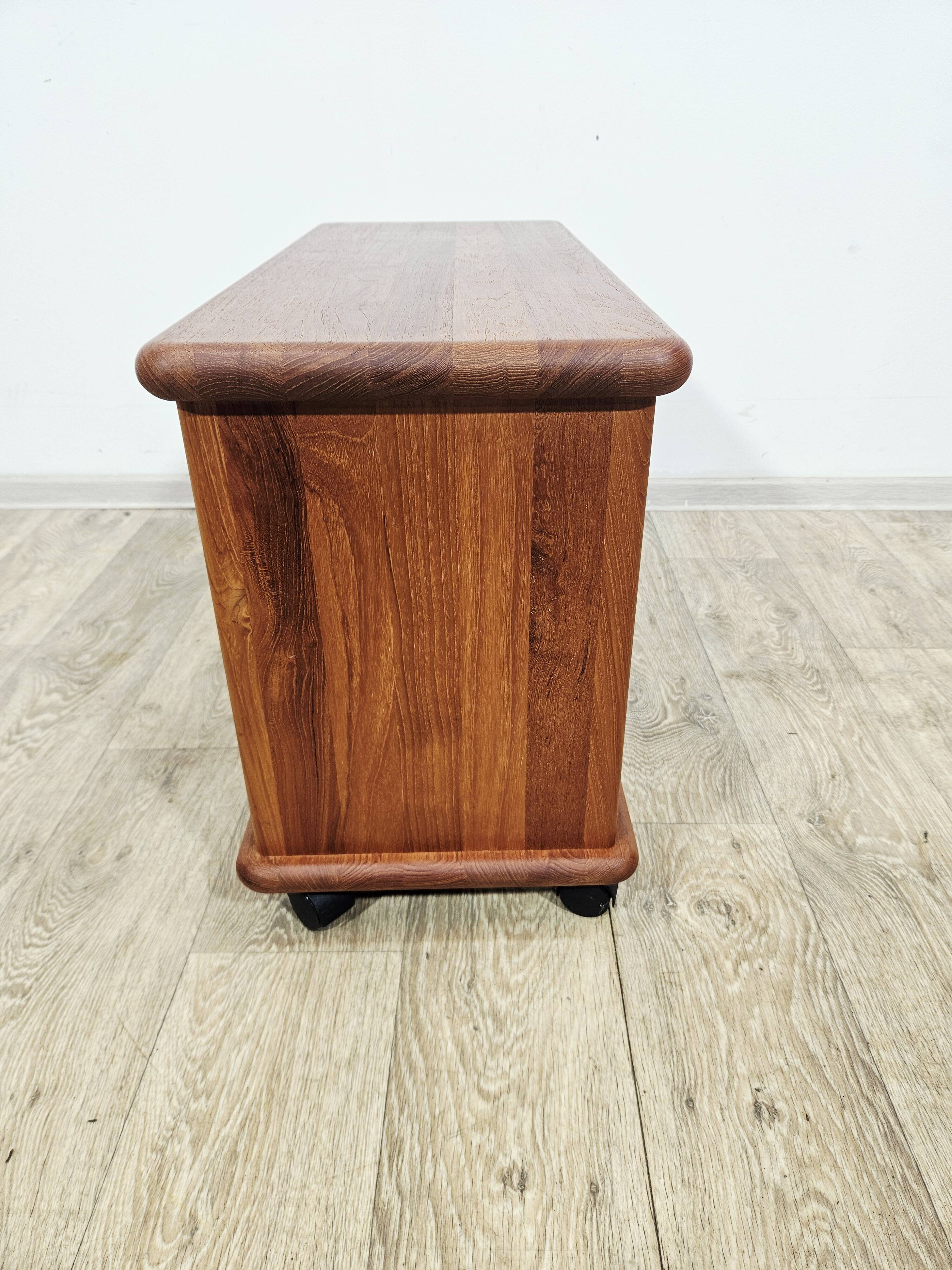 Meuble TV/Hi-Fi en teck unique – années 1970.