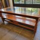 Table basse 2 tiroirs en merisier massif et verre