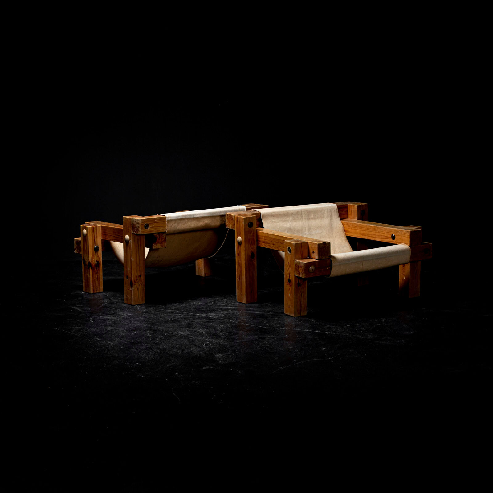 Pair of brutalist chairs in pine and canvas, 1970s