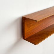 Étagère murale en noyer par Wilhelm Renz pour Walter Wirz, années 1960