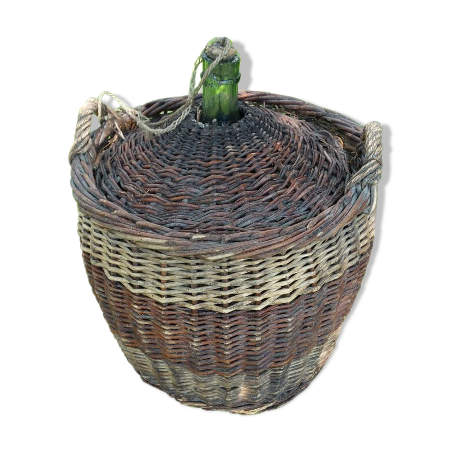 Wicker demijohn