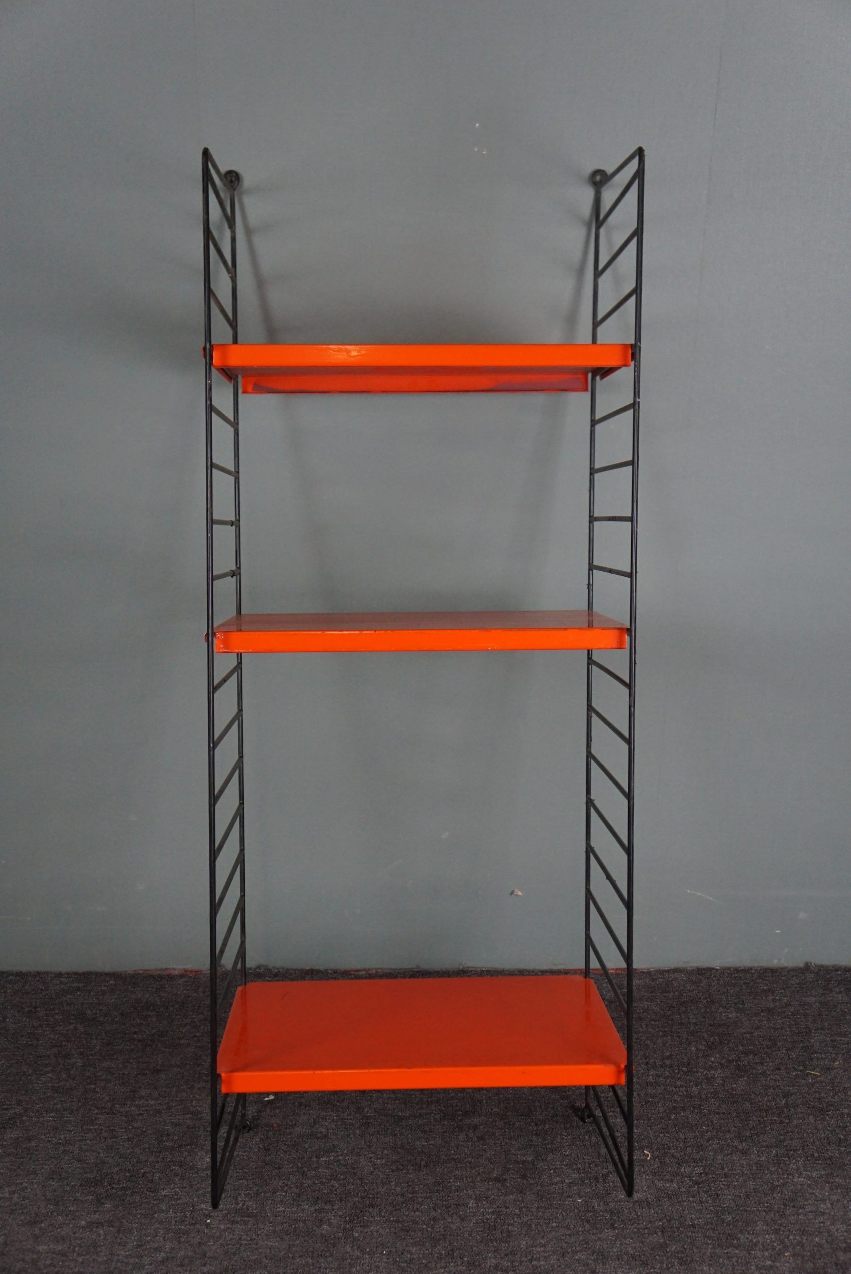 Modular wall system vintage top Dutch Design