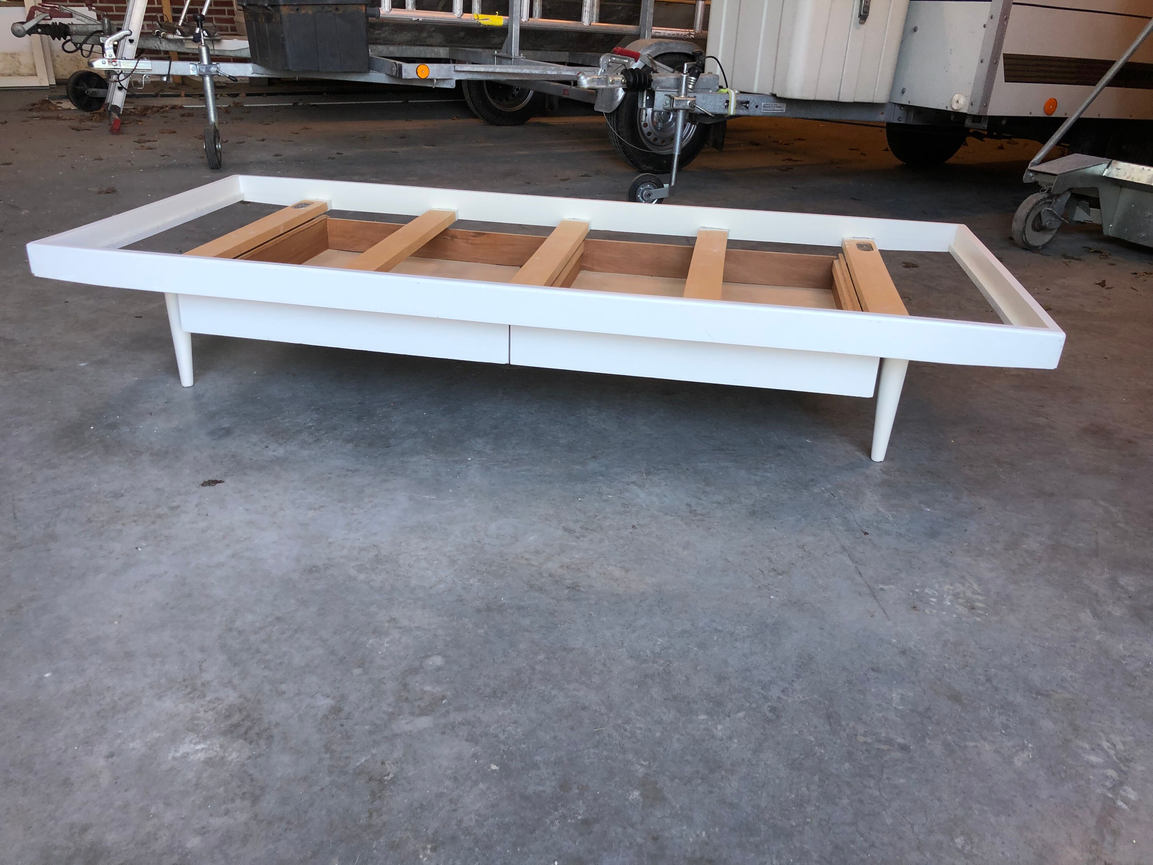 Vintage teak meridian