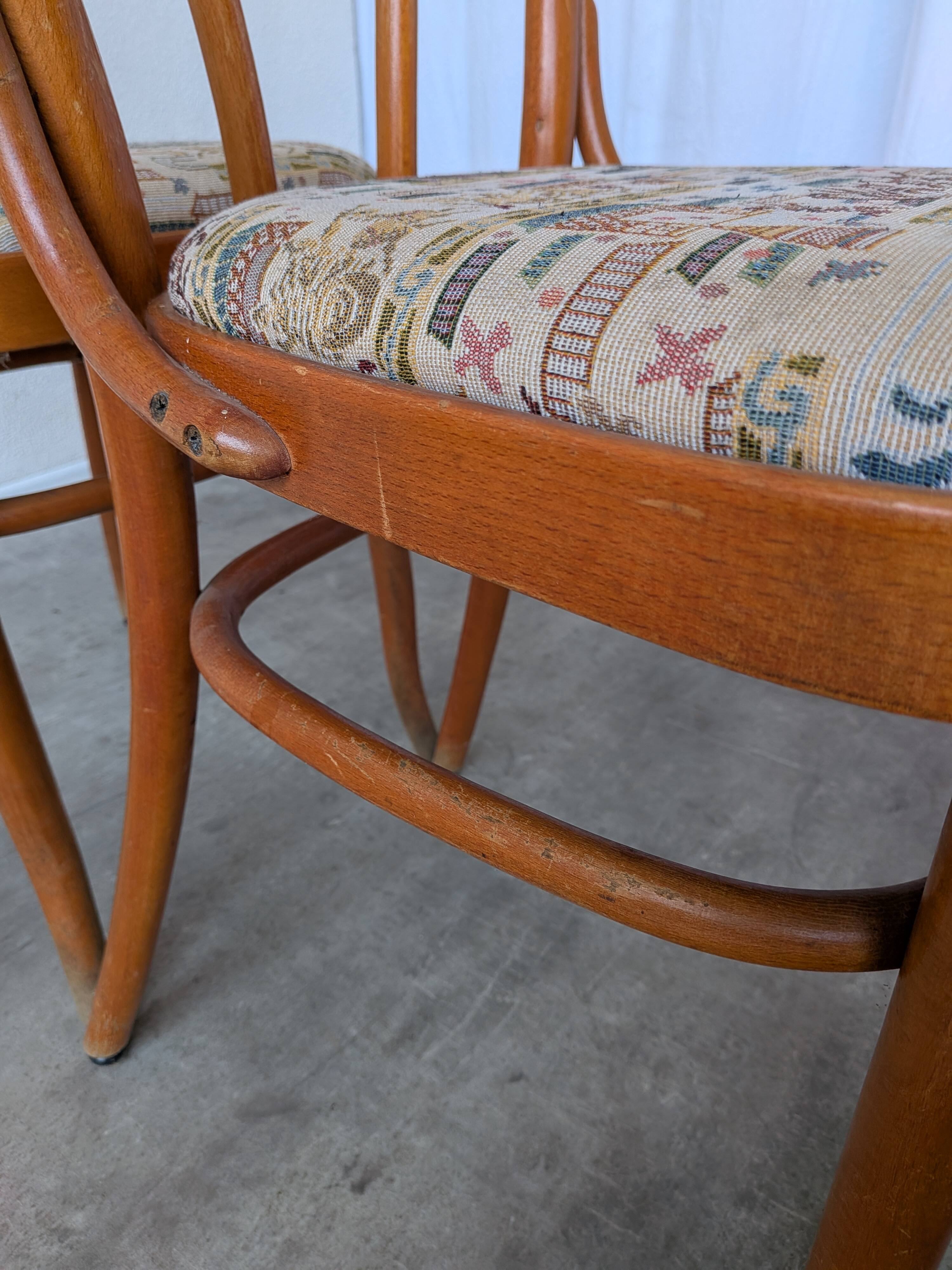 Ensemble de 6 chaises de salle à manger Thonet en bois courbé avec assise en tissu / Années 1970 Mid-Century Bistr