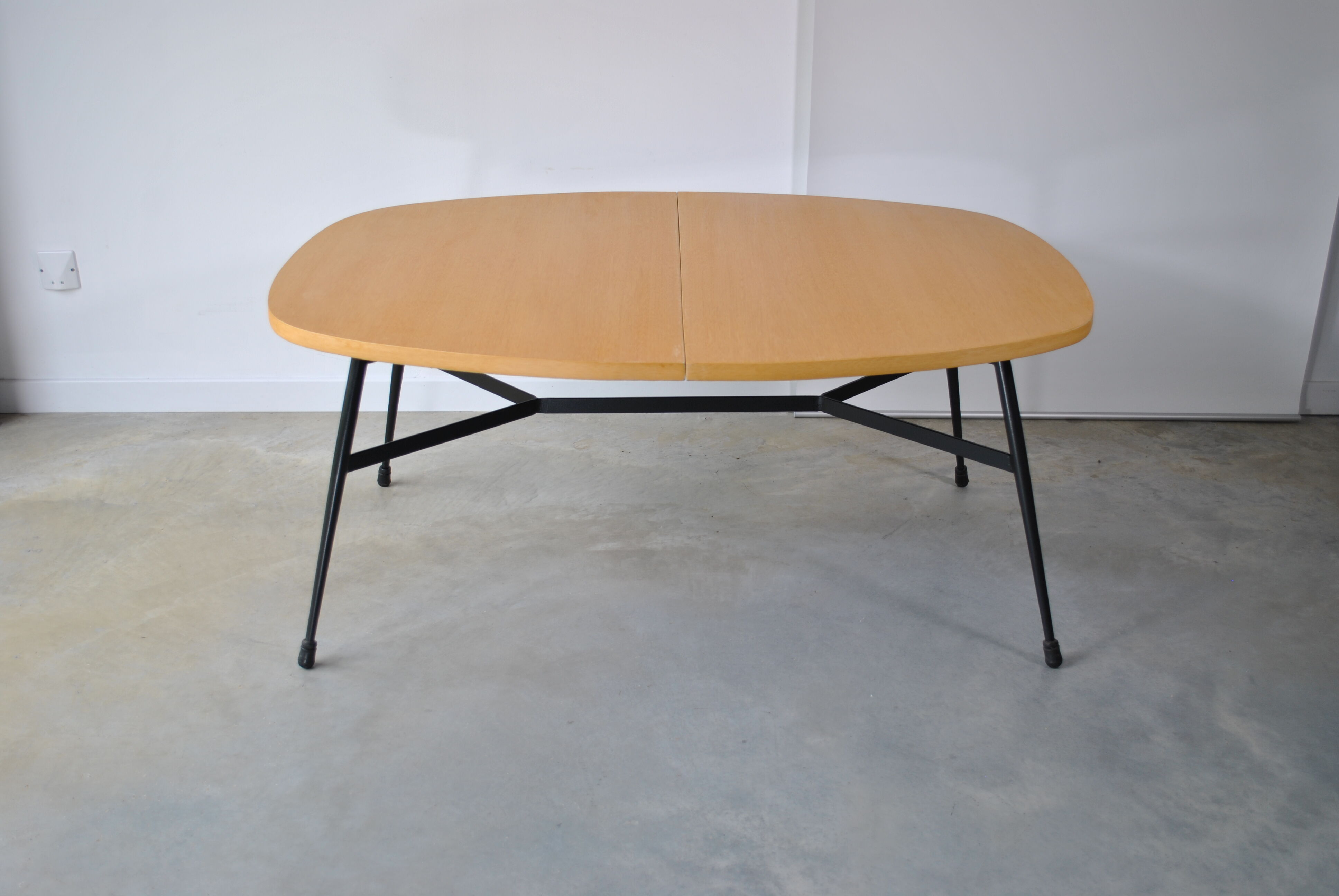 Liftable coffee table Smorrebrod 1960 in Teak