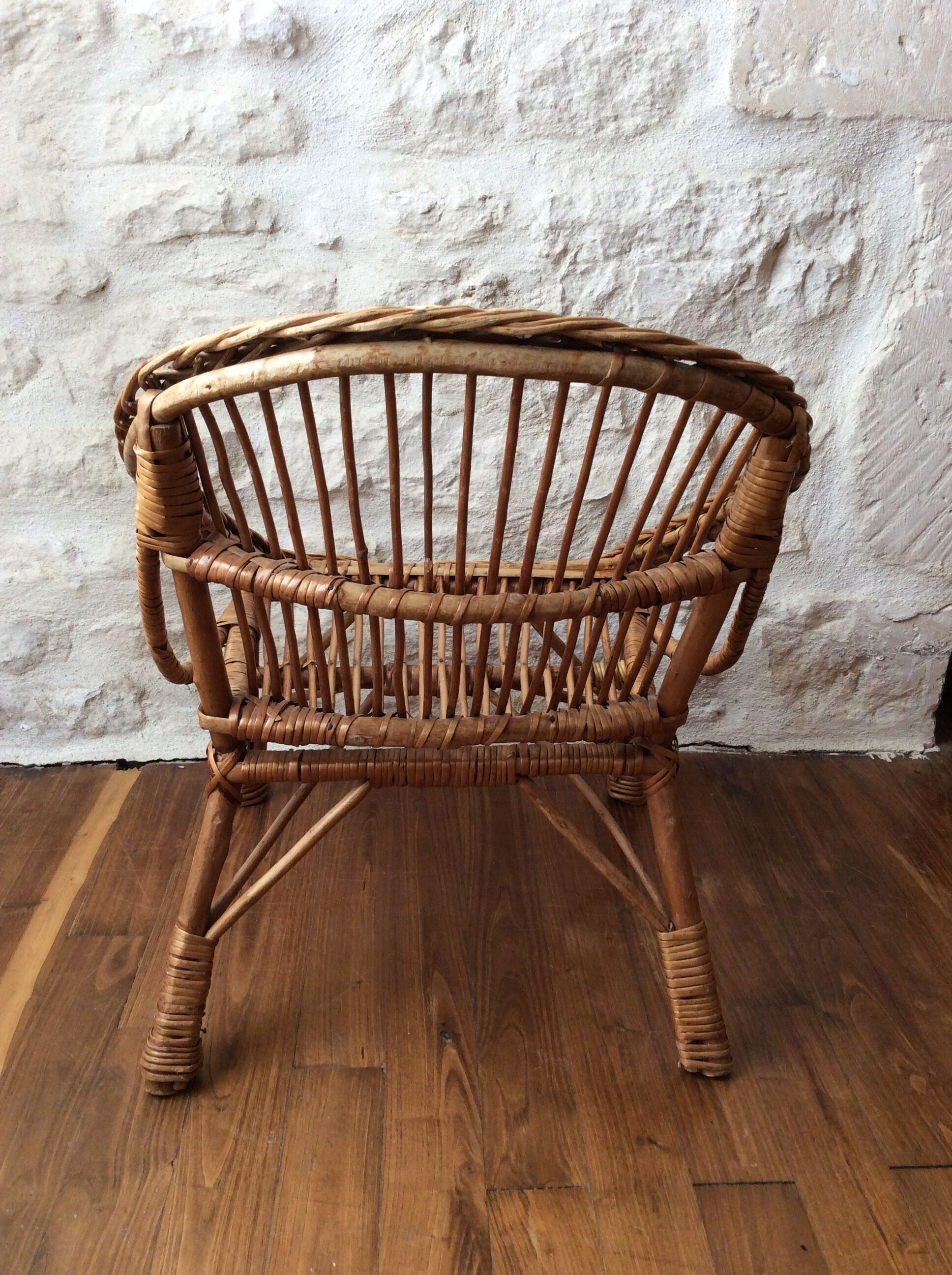 Child wicker armchair