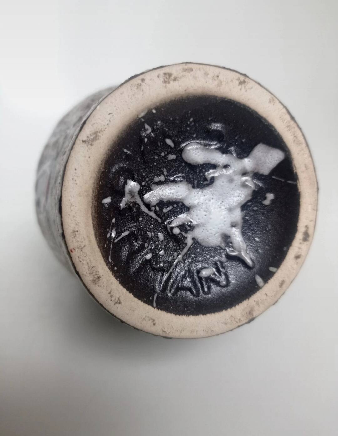 Vase fat lava