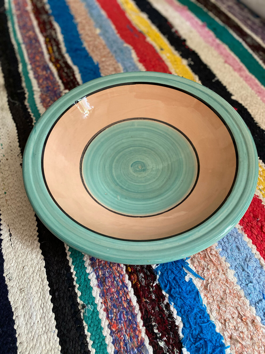 Nabel blue dish