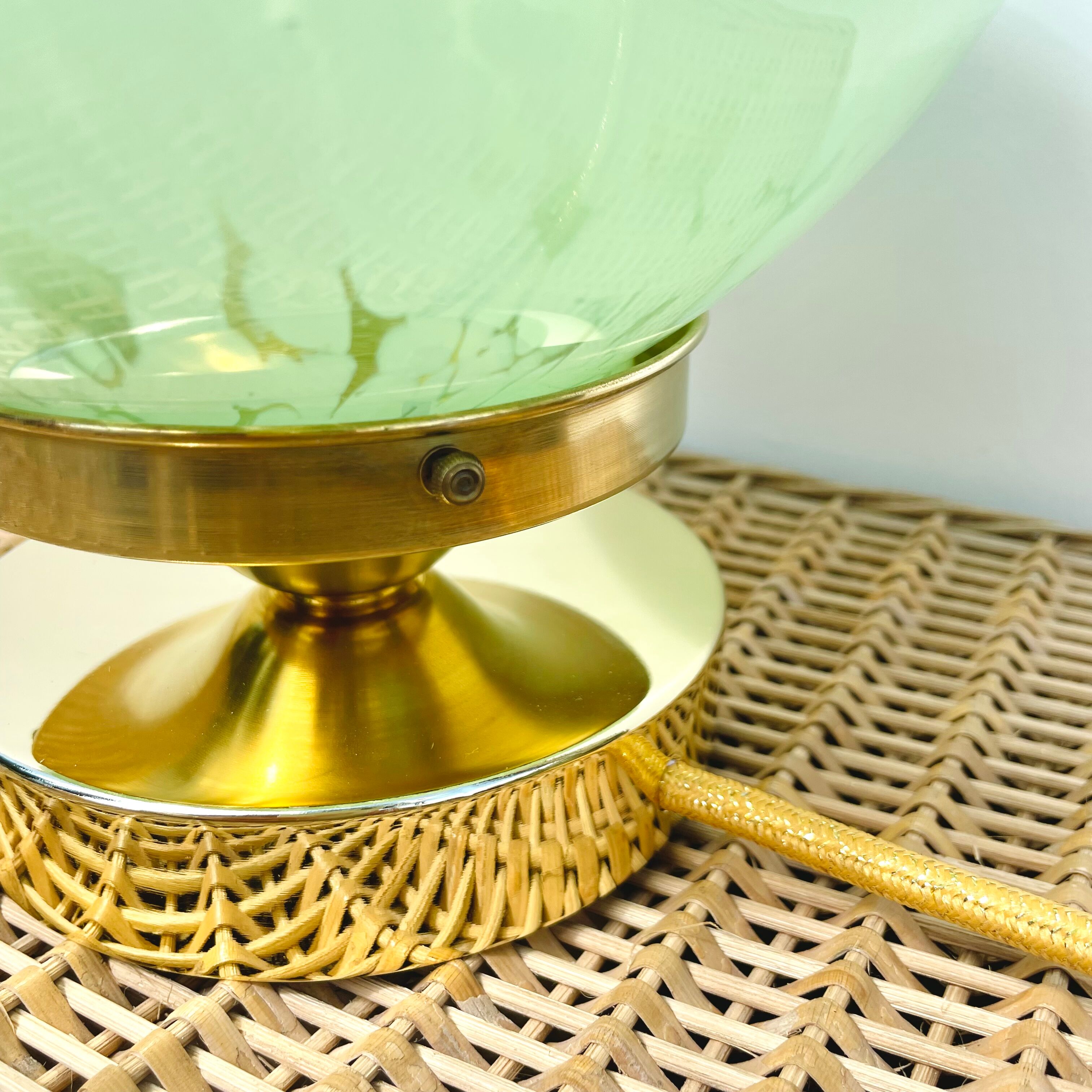 Green Clichy glass lamp