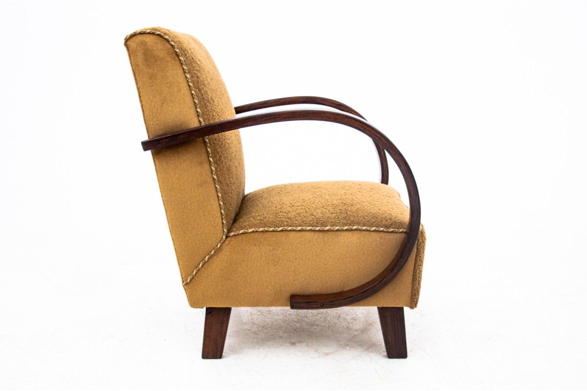 Art Deco armchair, designed by J. Halabala, Czech Republic, 1930s. After renovation.