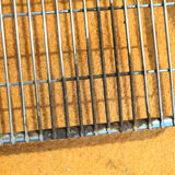 Vintage grid tray steel coffee table