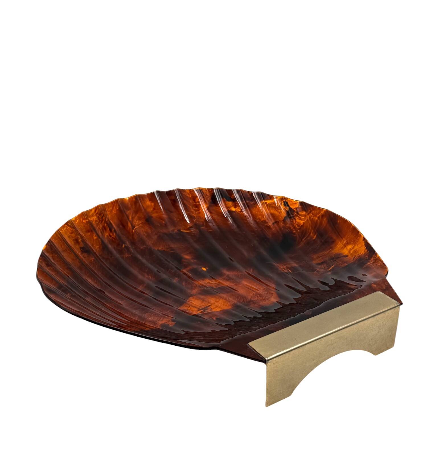 Hollywood regency shell shaped centerpiece, Italy 1970s