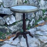 Petit guéridon tripode en acajou de style Louis XVI