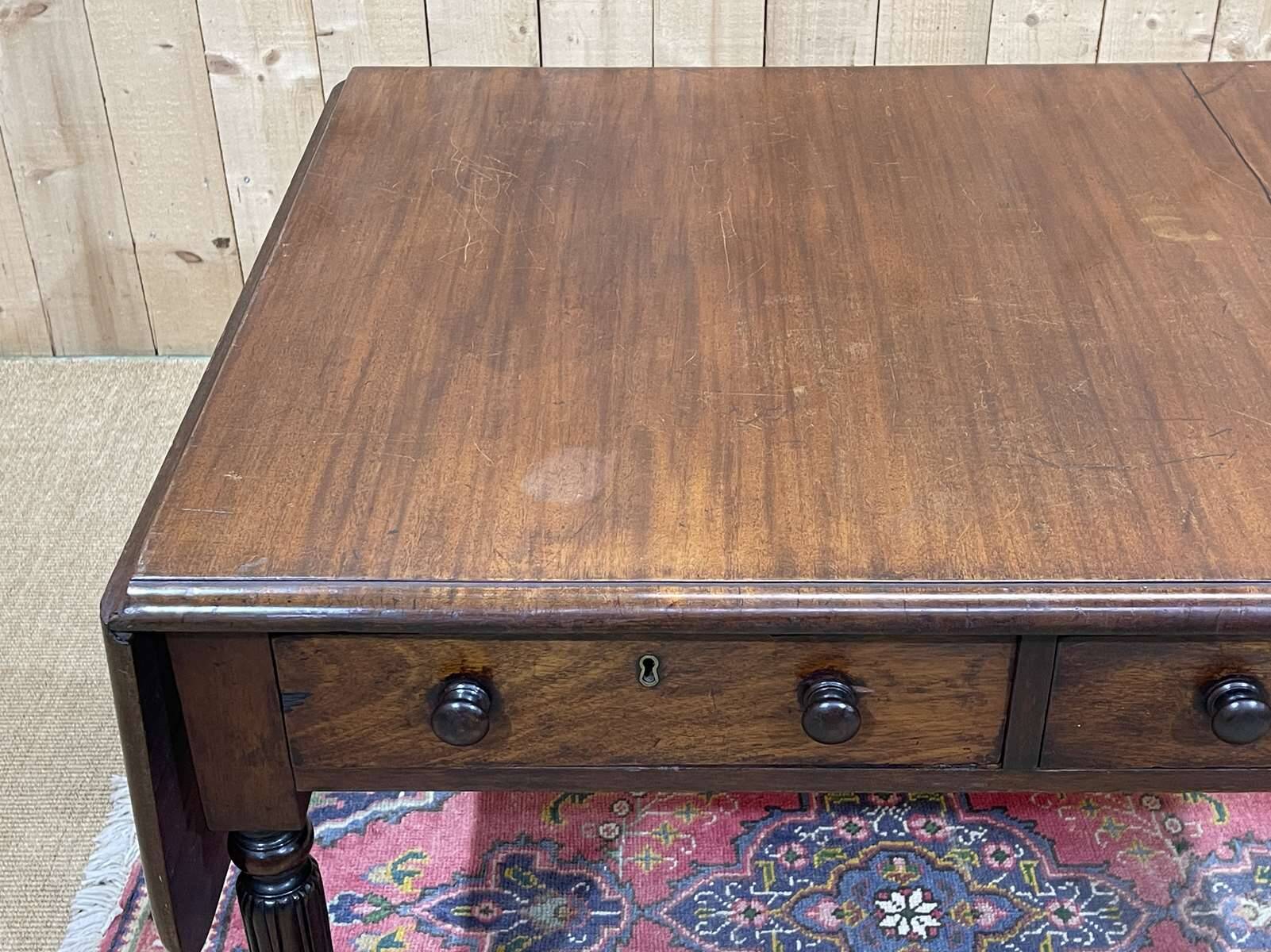 Table bureau anglaise en acajou XIXème avec 2 tiroirs