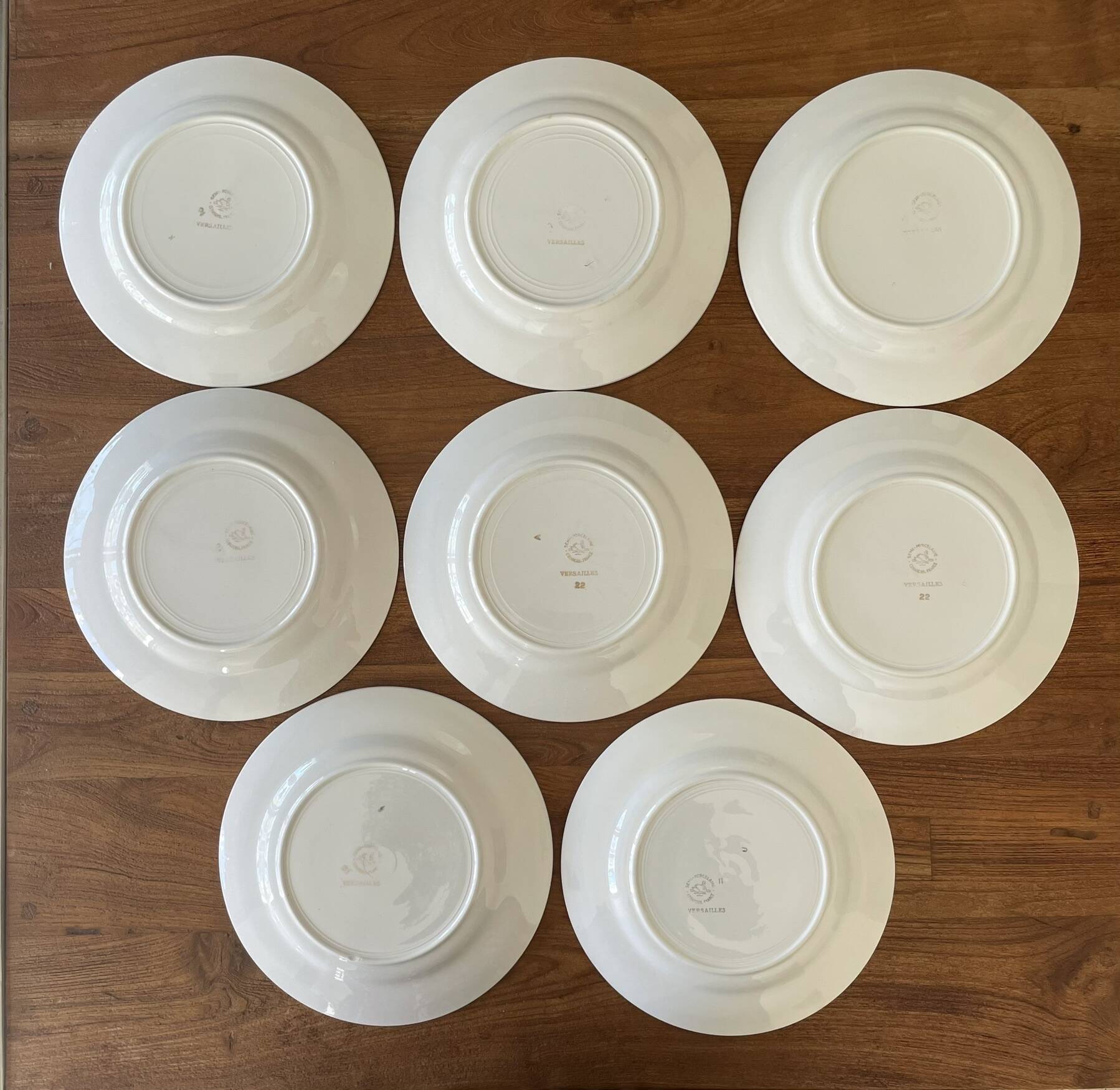 Set of 8 semi-porcelain Céranord France dinner plates, Versailles model