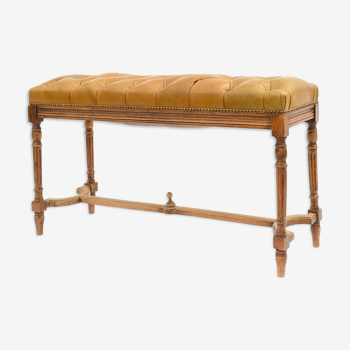 Banc de style louis xvi en bois et cuir marron capitonné