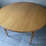 Vintage round table from the 60s with butterfly extension