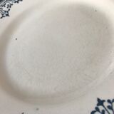 Dessert plate of the Longchamp earthenware factory, Doria model. Iron Land
