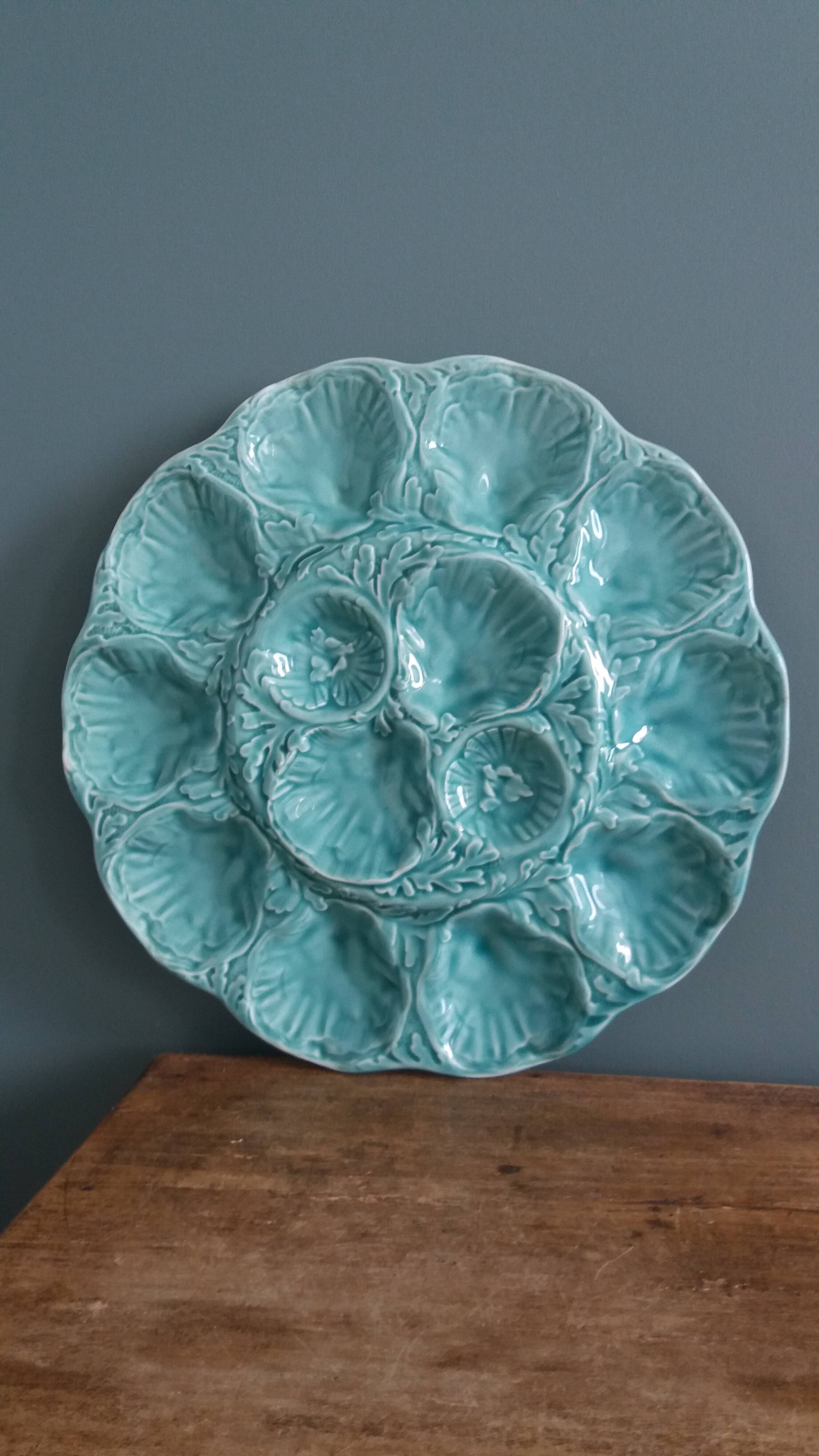 Turquoise barbotine oyster dish Gien France