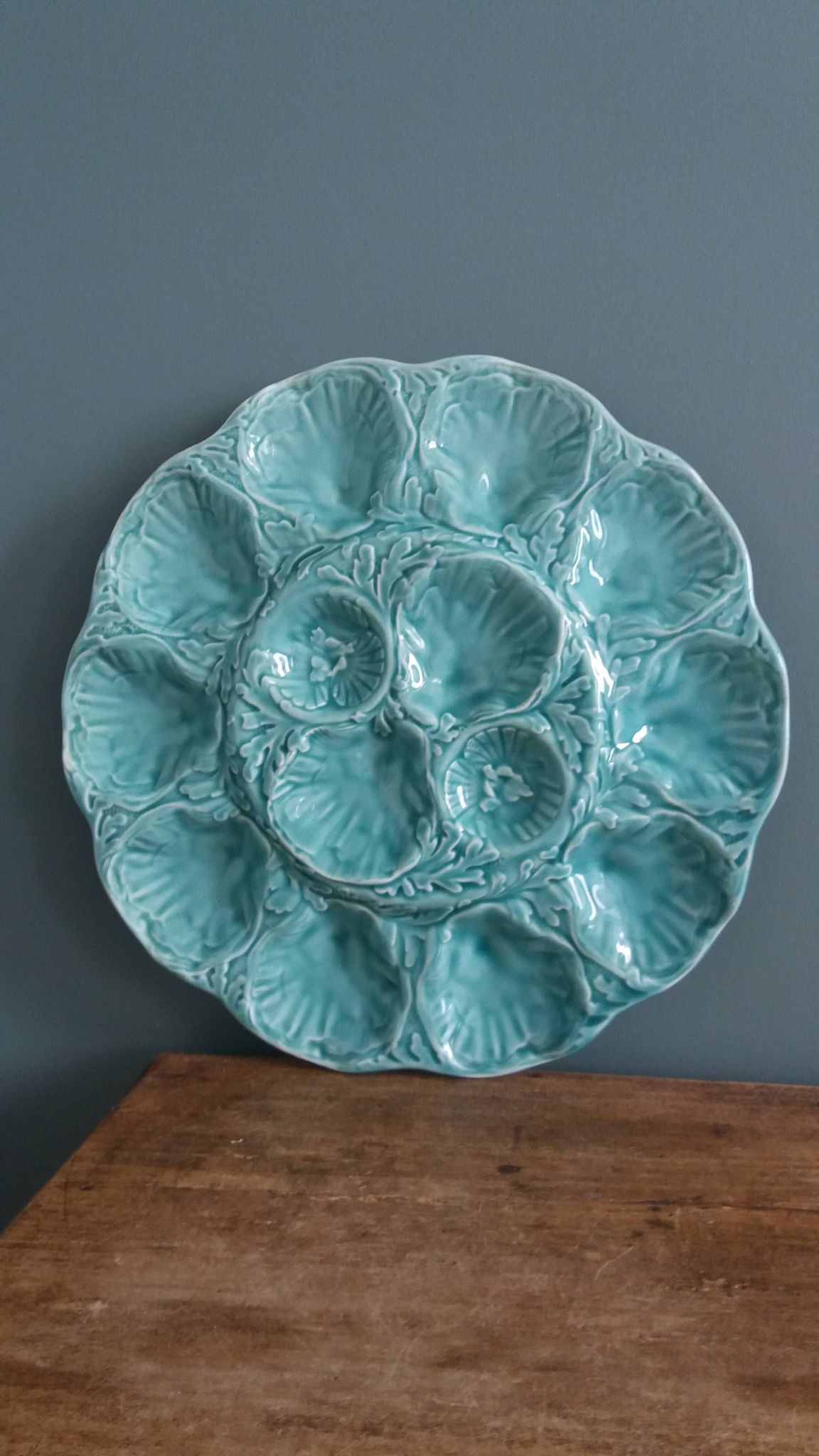 Turquoise barbotine oyster dish Gien France
