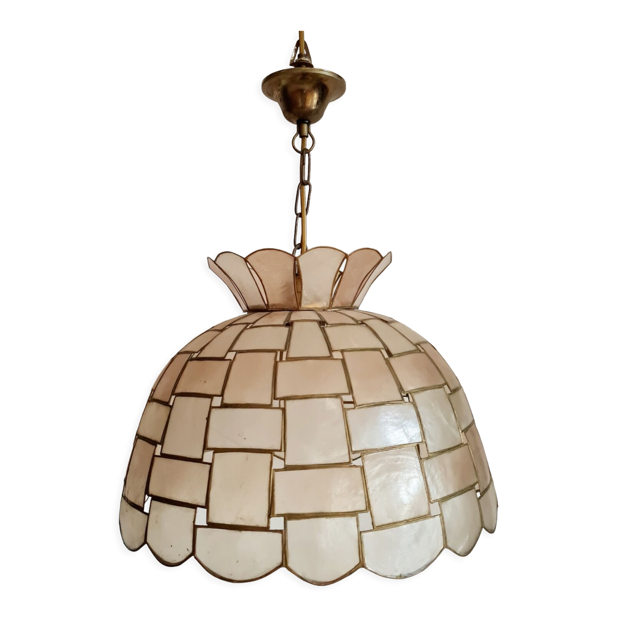 Vintage suspension in mother-of-pearl and brass