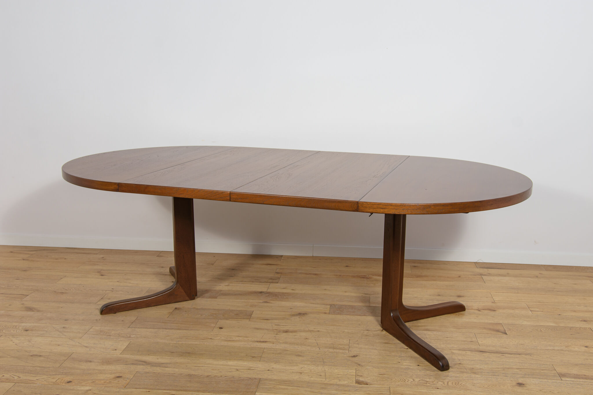 Table à manger ronde en teck extensible des années 1960, Danemark