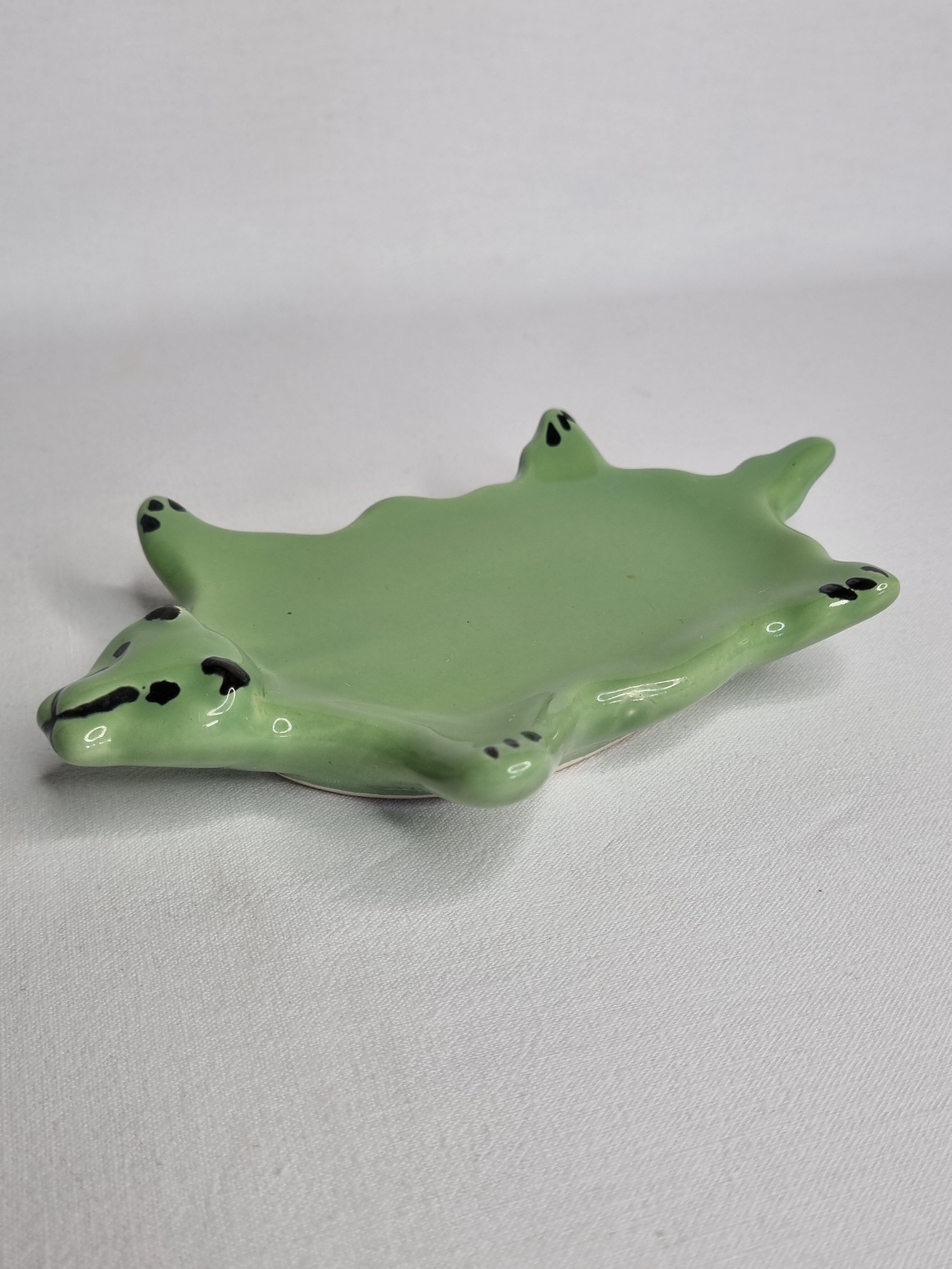 Empty vintage zoomorphic pocket, signed A. Ferlay Vallauris