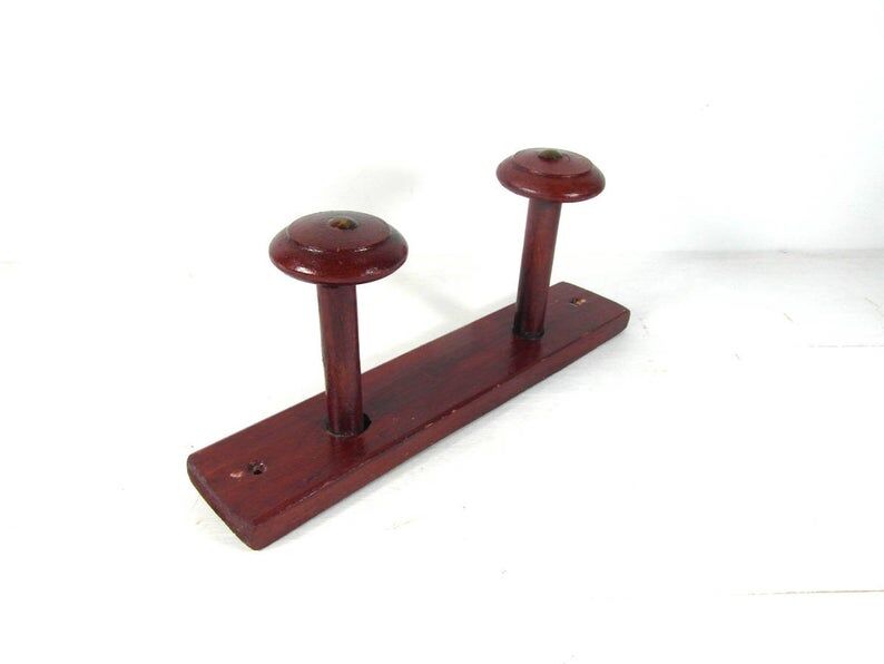 Door coats with 2 hooks, wooden