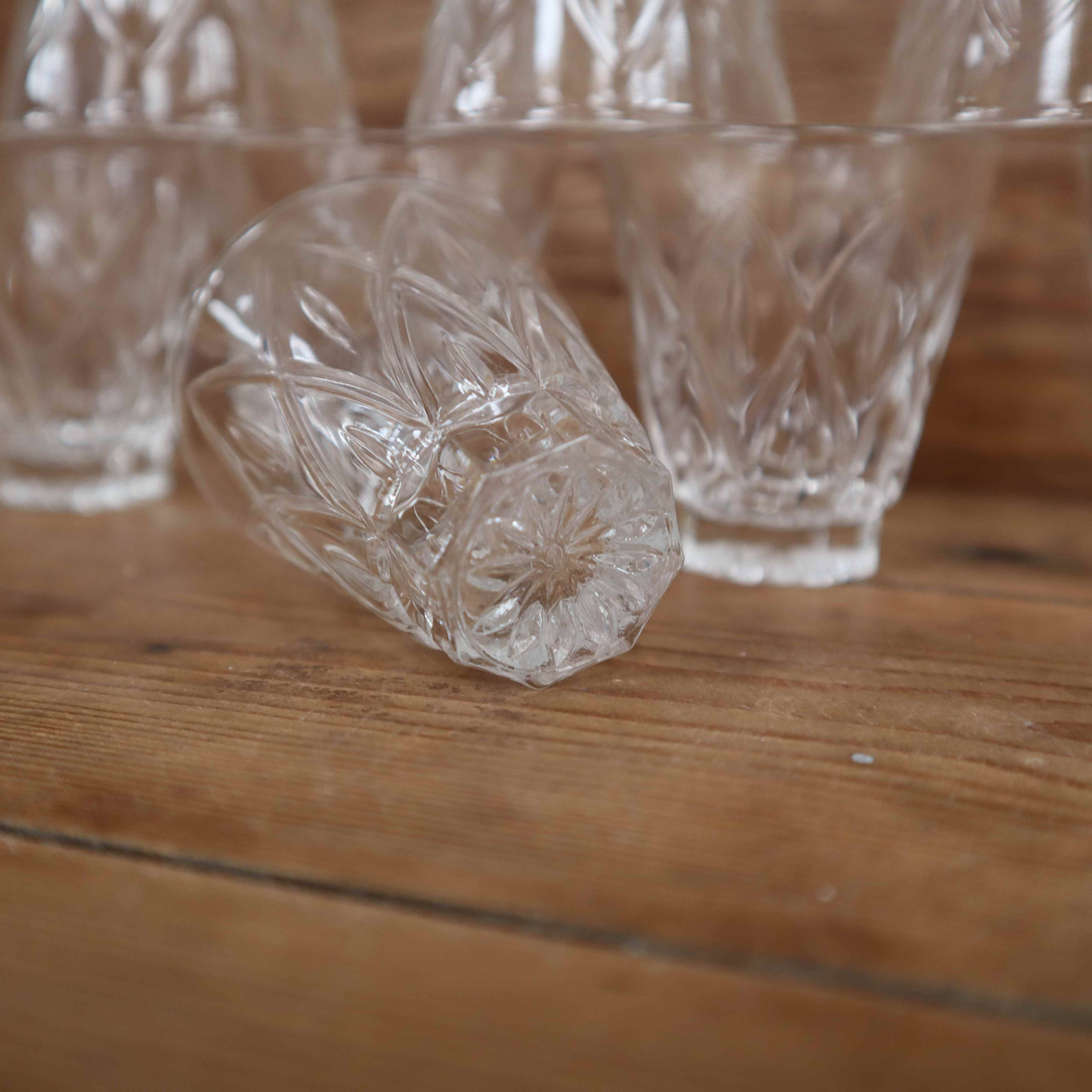 Set of 8 Arlequin liqueur glasses in Reims crystal glass 1950