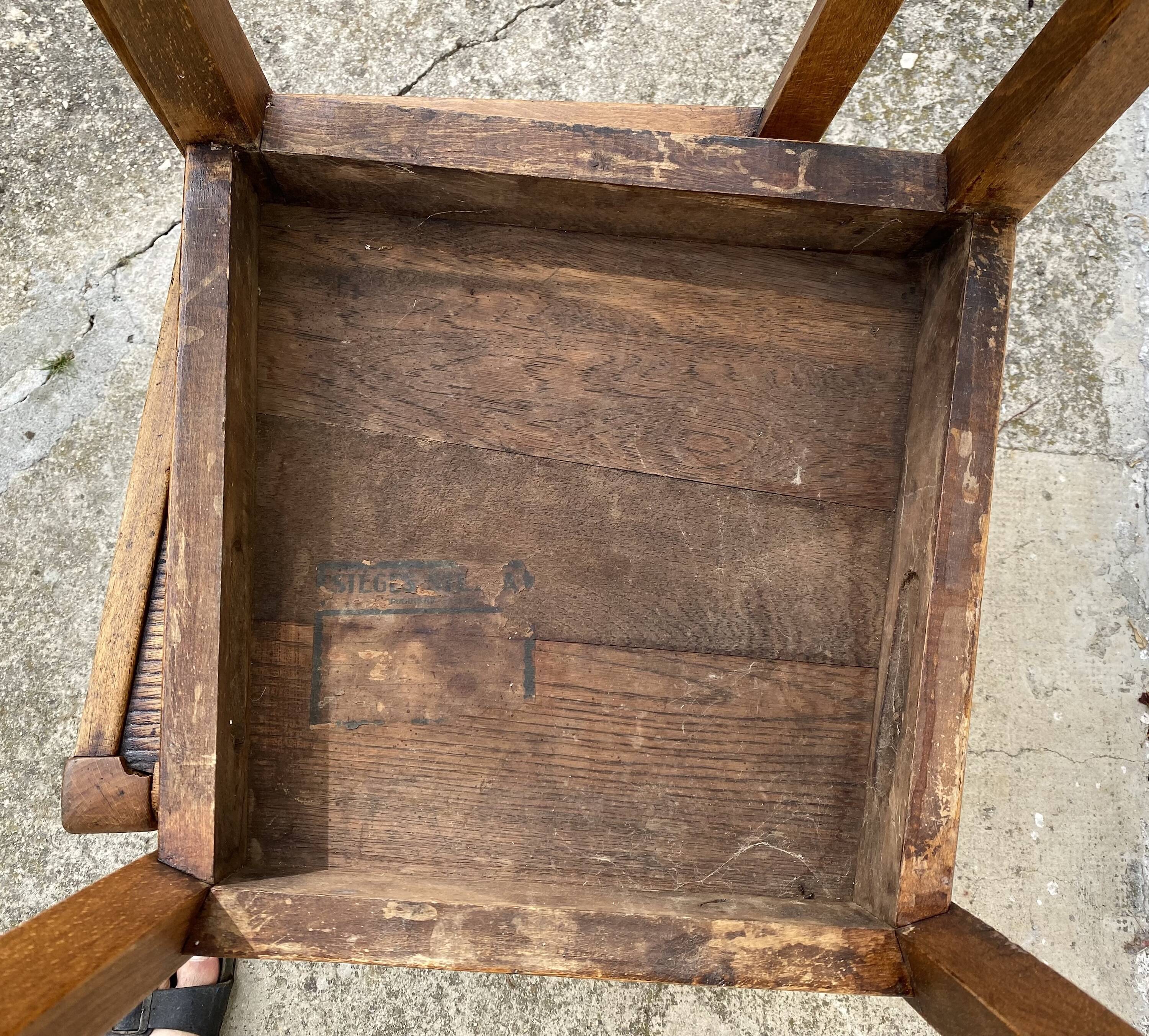 Paire de chaises bistro reconstruction vintage 1940