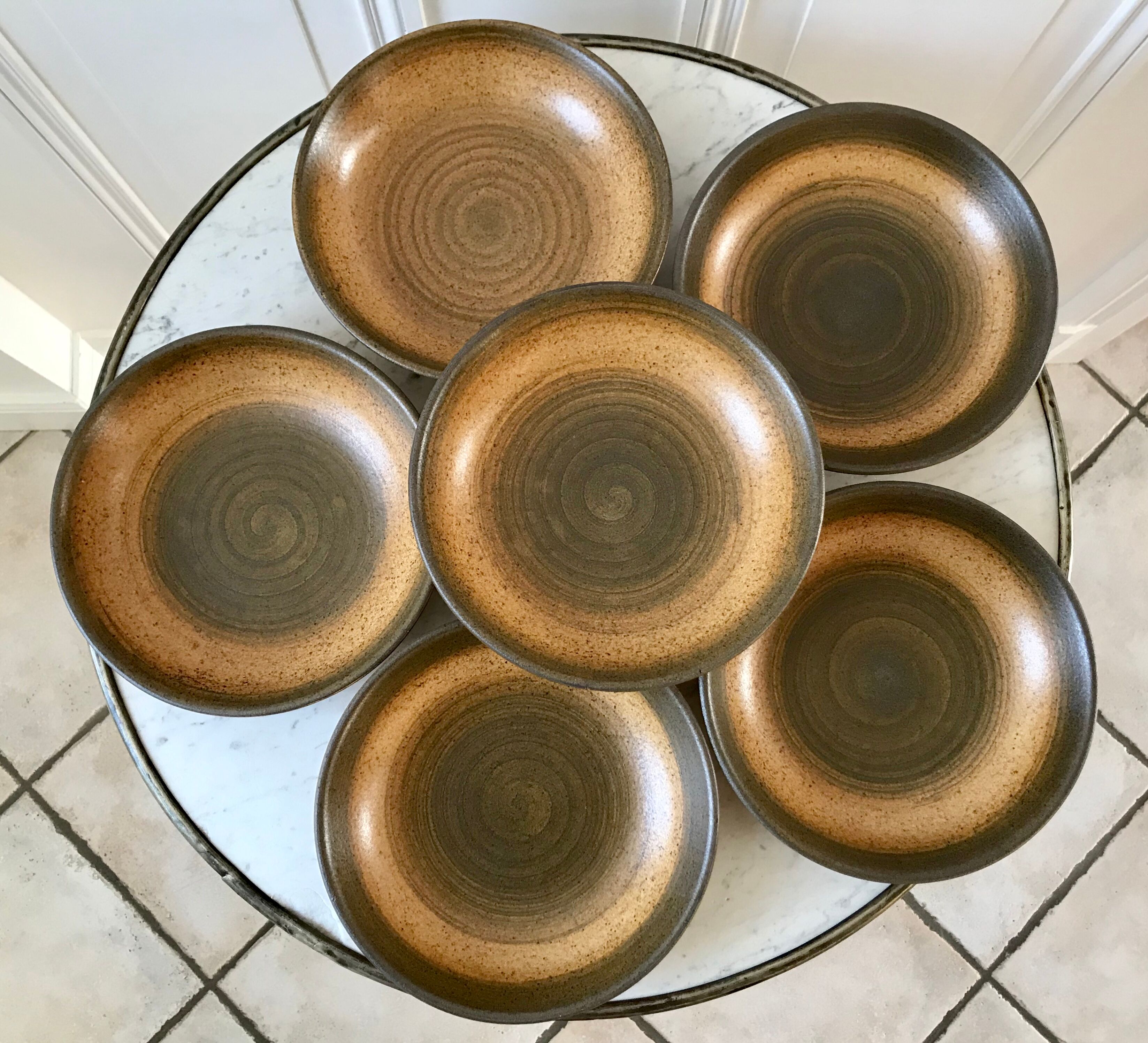 Set of 6 hollow plates in Longchamp sandstone hand painted 70s