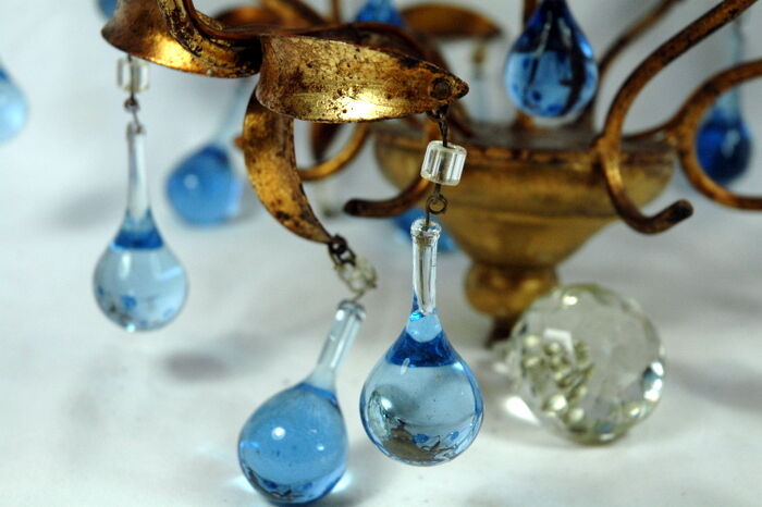 Little lustre blue stamps has 3 fires