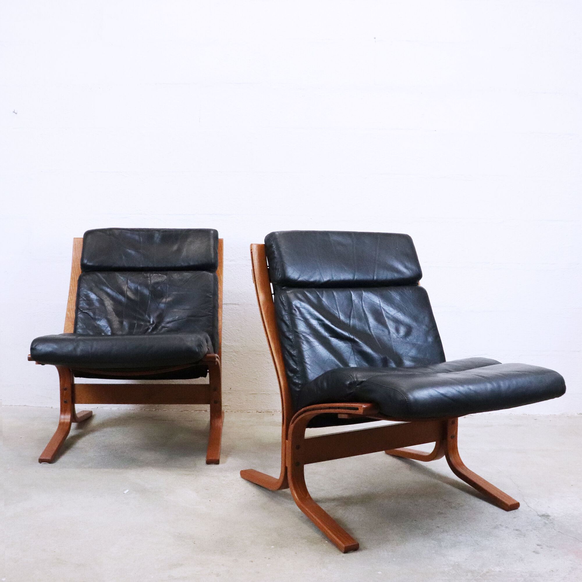 Siesta leather armchairs, Ingmar Relling, Norway, 1960