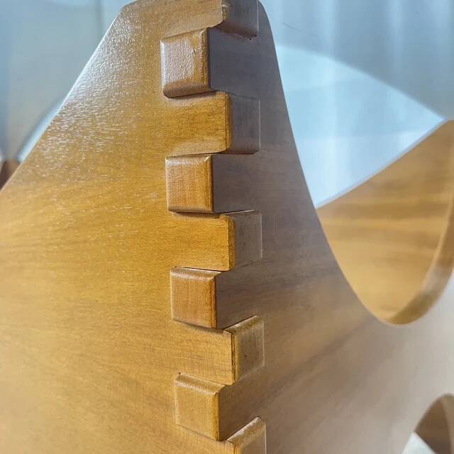 Sculptural coffee table in mahogany and glass – Europe, 1970s