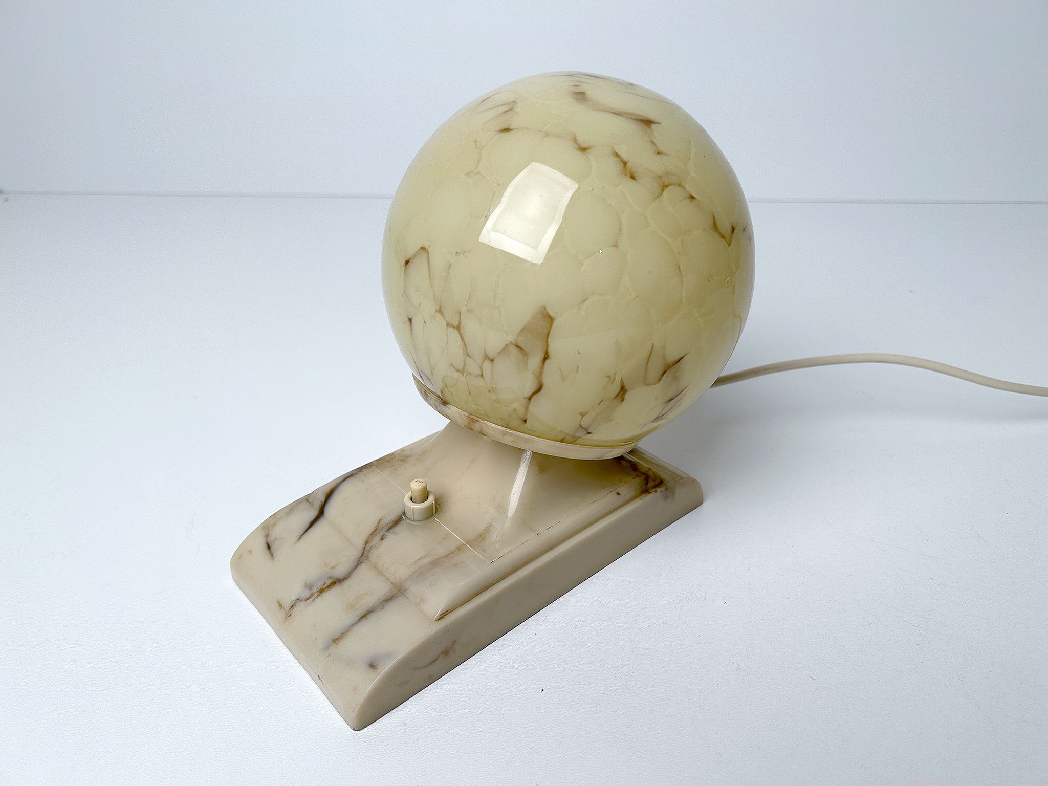 Vintage Art Deco Table Lamp, 40 years, Bakelite Melamine Opaline Marble
