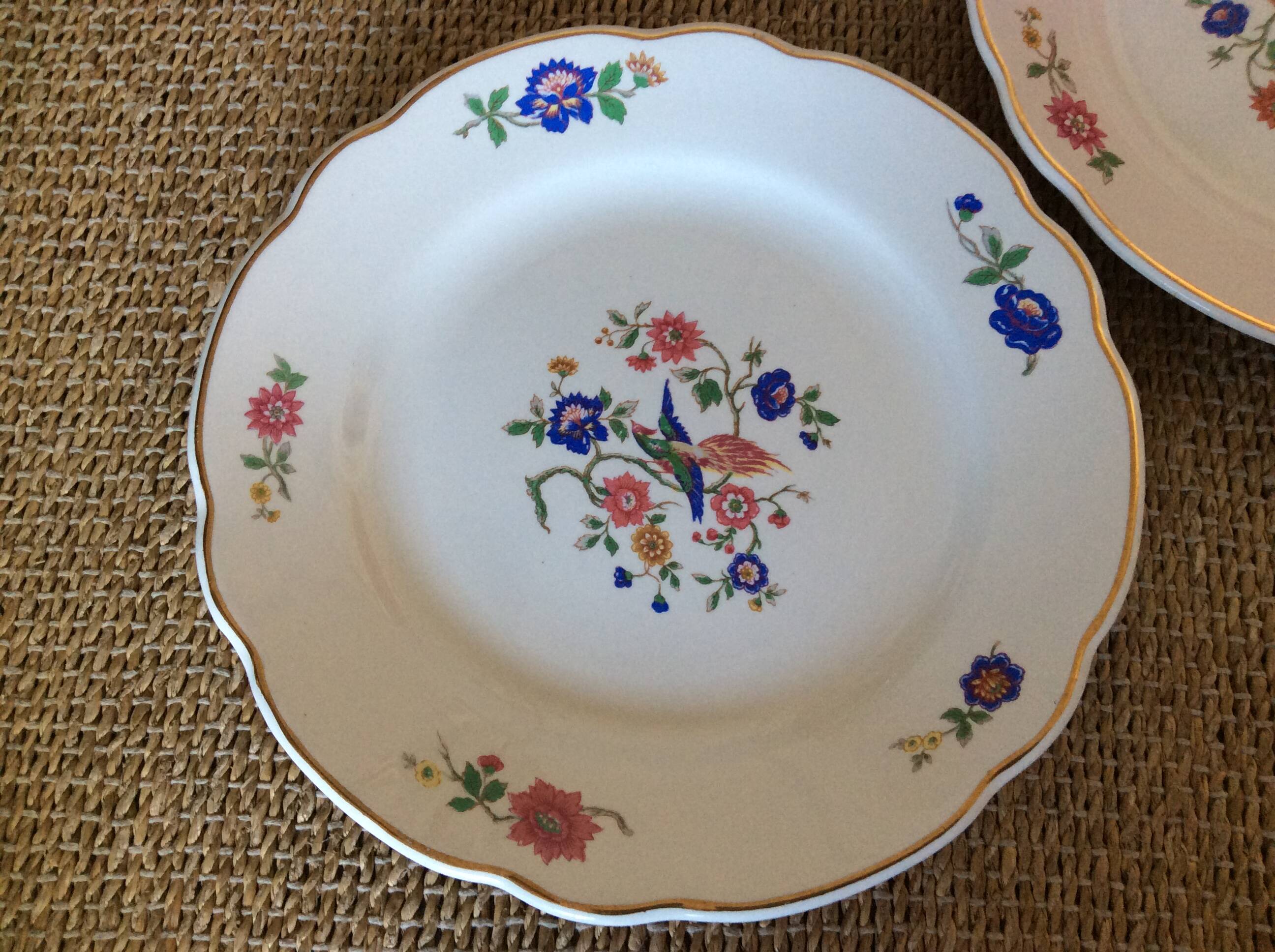 5 assiettes plates