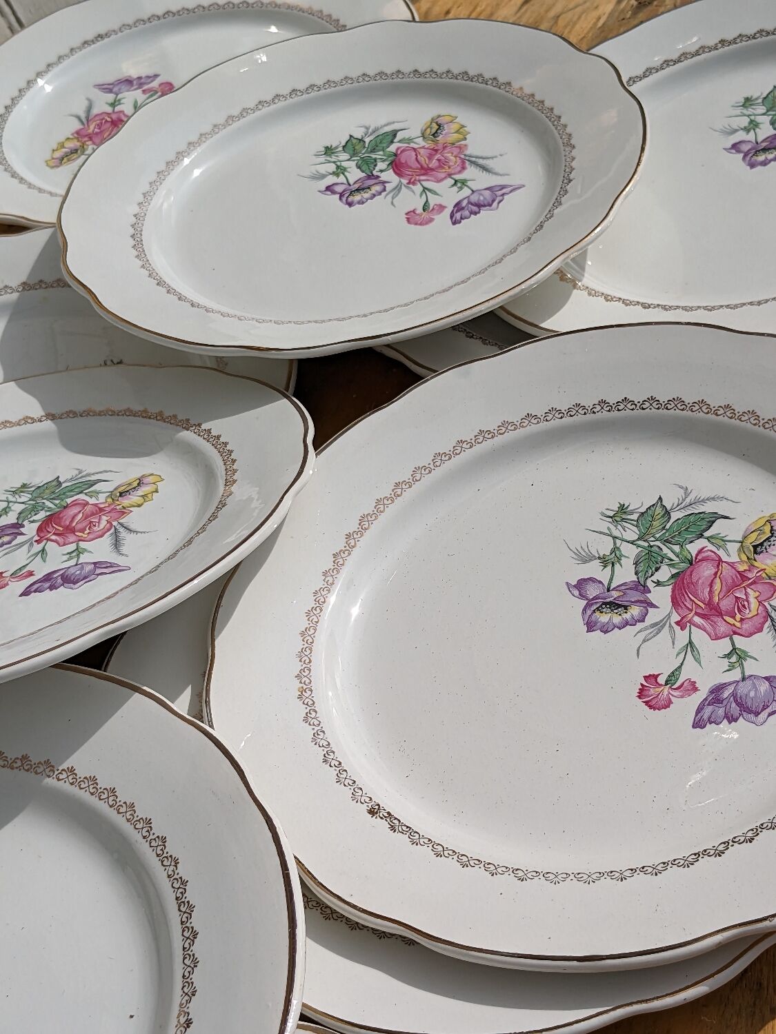Set of 12 flat plates Digoin Sarreguemines