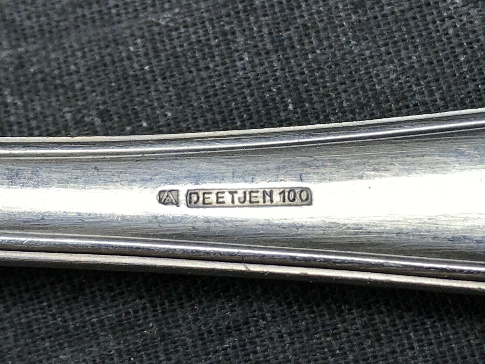 Lot de 12 couverts en métal argenté Deetjen 100