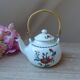 Small Paris porcelain teapot poppy decor Aluminite Frugier Limoges